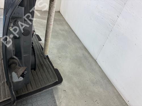 Dør højre bagtil Dør højre bagtil AUDI A3 Sportback (8PA) 2.0 TDI 16V (140 hp) 39902278 39902278