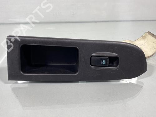 Right front window switch HYUNDAI TRAJET (FO) 2.0 CRDi | BP20029816I26 