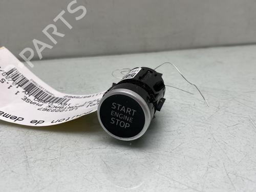 switch-audi-a3-sportback-8ya-8yf-2019-31714433 main image