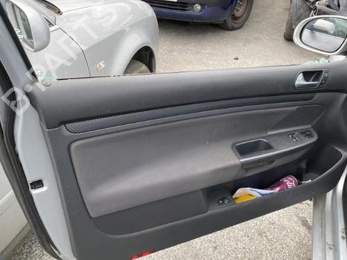 Left taillight VW GOLF V (1K1) 1.9 TDI | BP23768654C34 