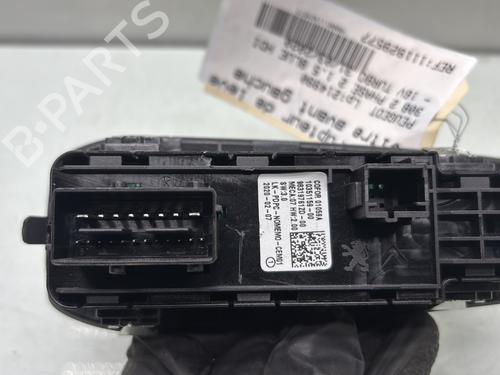Left front window switch PEUGEOT 308 II (LB_, LP_, LW_, LH_, L3_) 1.5 BlueHDi 130 | BP29507810I27 