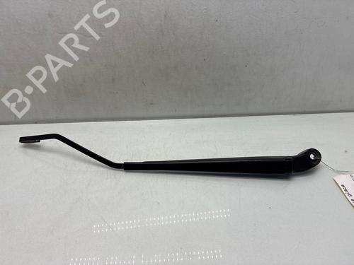 Used Front windshield wiper arm Front windshield wiper arm 37028883 37028883