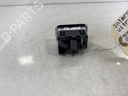 Used Right front window switch MERCEDES-BENZ CLA Coupe (C117) CLA 220 CDI / d (117.303) (163 hp) 20023209