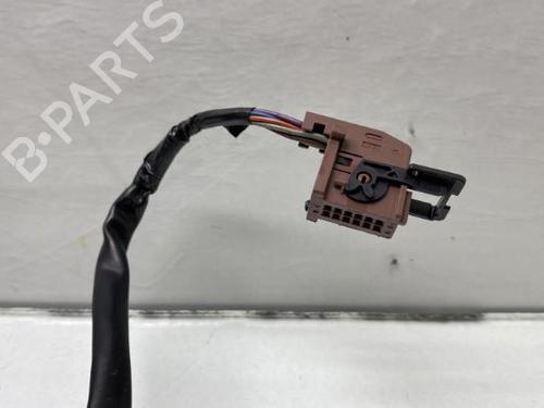 Used Left mirror PEUGEOT 407 (6D_) 2.0 HDi 135 (6DRHRH, 6DRHRE, 6DRHRG, 6DRHRJ) (136 hp) 20183625
