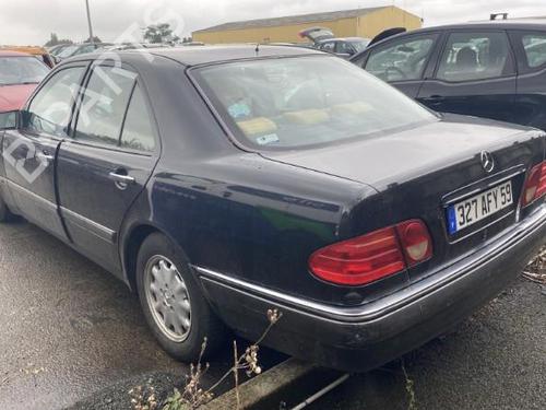 Right taillight MERCEDES-BENZ E-CLASS (W210) E 240 (210.061) | BP21200942C35 