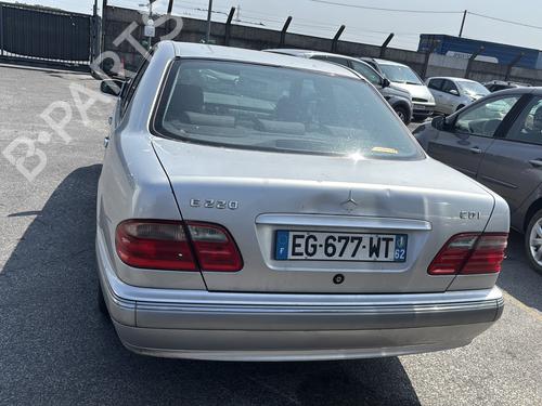 Right headlight MERCEDES-BENZ E-CLASS (W210) E 220 CDI (210.006) | BP29253462C29 