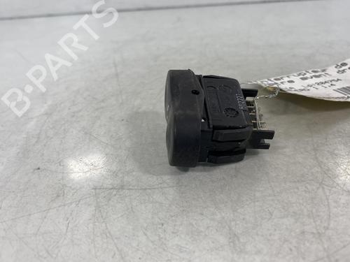 Used Right front window switch Right front window switch DACIA SANDERO [2008-2026] 19996461 19996461