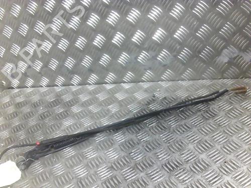 Used Front windshield wiper arm Front windshield wiper arm 21952638 21952638