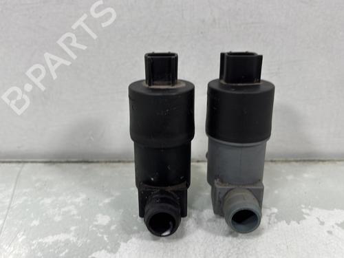 Used Washer pump TOYOTA YARIS (_P13_) 1.0 (KSP130_, KSP130) (69 hp) 31212007