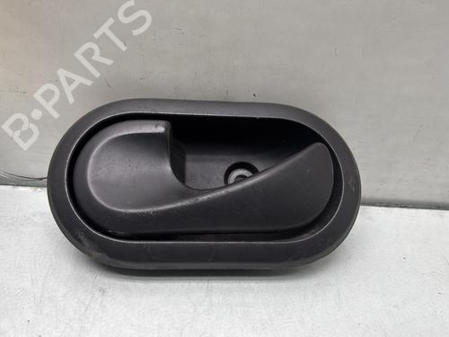 Used Front left interior door handle DACIA SANDERO 1.4 (BS0C, BS0A, BS0G, BS1F, BS0E) (75 hp) 29507191