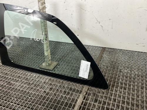 Rear left quarter glass TOYOTA YARIS (_P9_) 1.3 VVT-i (SCP90_, SCP90R) | BP29748976C93 