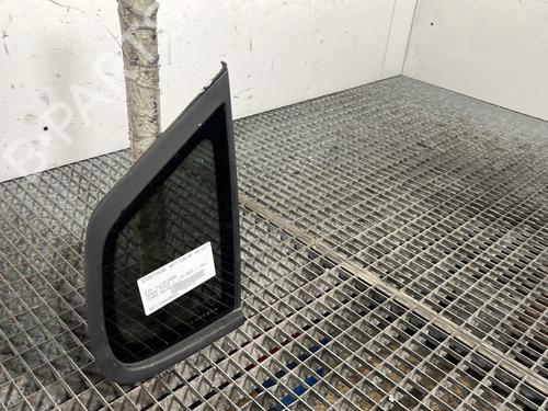Panel rude bagtil højre Panel rude bagtil højre 29897305 29897305