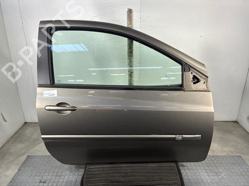 Used Right front door Right front door 37678615 37678615