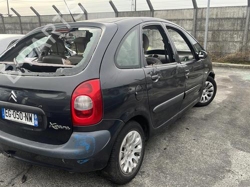 Front left lock CITROËN XSARA PICASSO (N68) 2.0 HDi | BP20009302C98 
