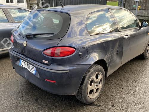 Right front indicator ALFA ROMEO 147 (937_) 1.6 16V T.SPARK (937.AXA1A, 937.AXB1A, 937.BXB1A) | BP36364386C33  - Image 24