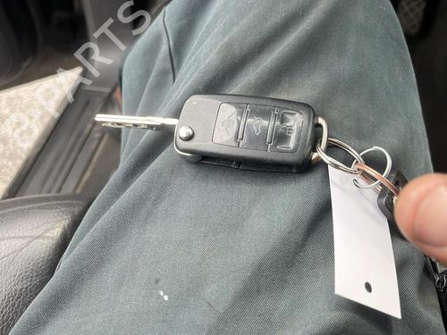 Rear parcel shelf VW TOUAREG (7LA, 7L6, 7L7) 2.5 R5 TDI | BP32230367C85