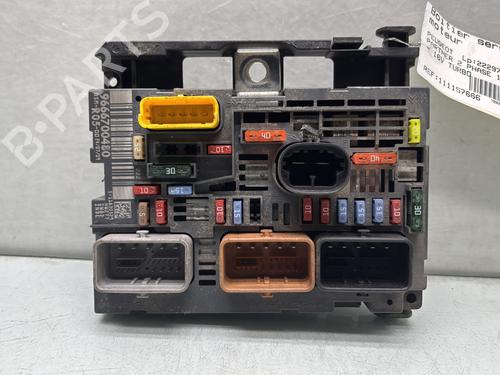 Used Fuse box PEUGEOT PARTNER Tepee 1.6 HDi 16V (90 hp) 29841685