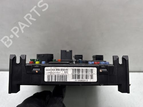Fuse box PEUGEOT 206 Hatchback (2A/C) 1.4 i | BP30082676E1
