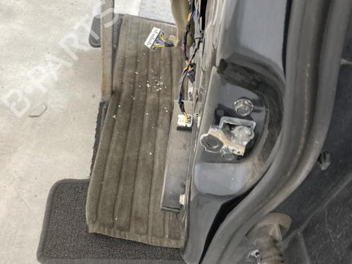 Left front door RENAULT KOLEOS I (HY_) 2.0 dCi (HY0K) | BP26026924C2 