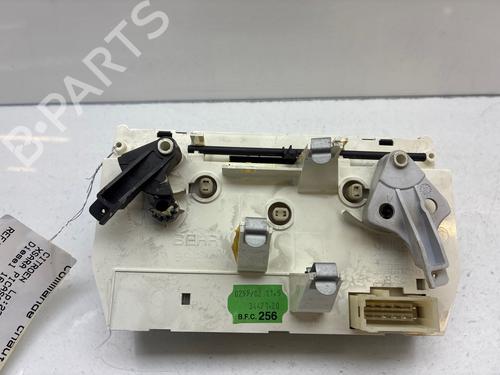 Used Climate control Climate control 37525370 37525370
