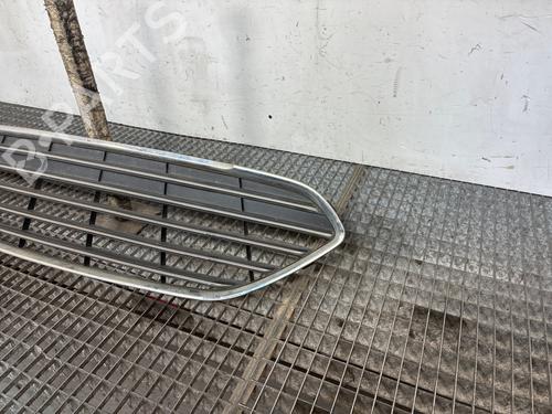 Used Grille Grille 38092588 38092588