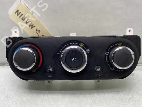 Used Climate control Climate control RENAULT CLIO IV (BH_) 1.2 16V (73 hp) 21490654 21490654