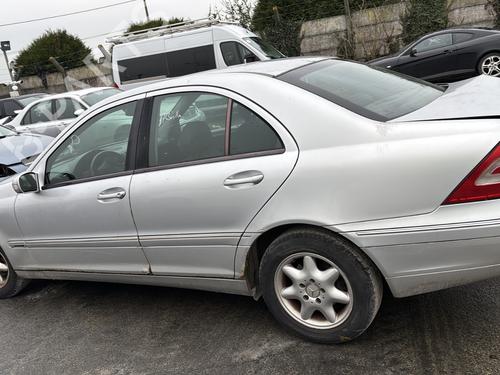 Left taillight MERCEDES-BENZ C-CLASS (W203) C 200 CDI (203.004) | BP27632089C34 