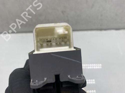 Used Left front window switch Left front window switch TOYOTA AURIS (_E15_) 1.4 D-4D (NDE150_, NDE150R) (90 hp) 19951863 19951863