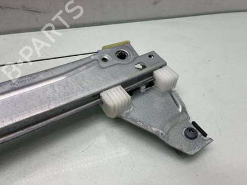 Used Front right window mechanism Front right window mechanism PEUGEOT 308 I (4A_, 4C_) 1.6 HDi (112 hp) 39985041 39985041