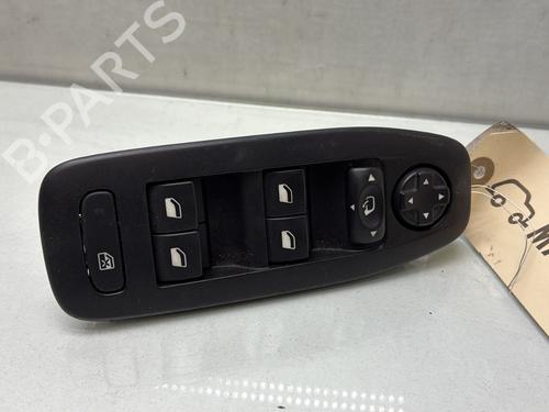 Used Left front window switch Left front window switch PEUGEOT 208 I (CA_, CC_) 1.2 VTI 82 (82 hp) 33830258 33830258