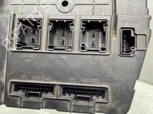 Used Fuse box Fuse box RENAULT MEGANE II (BM0/1_, CM0/1_) 1.9 dCi (BM0G, CM0G) (120 hp) 20311482 20311482