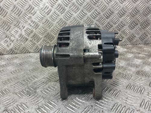 Used Alternator Alternator RENAULT MEGANE III Hatchback (BZ0/1_, B3_) 1.5 dCi (BZ0C) (90 hp) 36590858 36590858