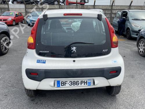 Left taillight PEUGEOT 107 (PM_, PN_) 1.0 | BP32469987C34 