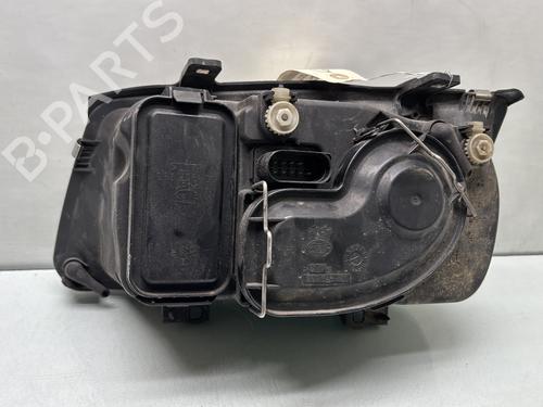 Right headlight VW BORA I (1J2) 1.9 TDI | BP29528373C29 