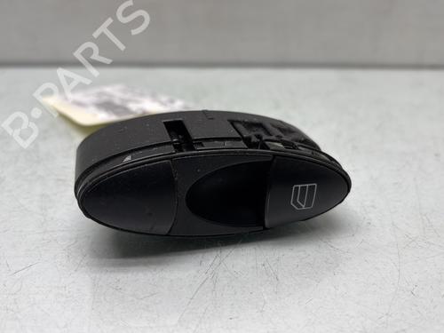 Used Right front window switch Right front window switch MERCEDES-BENZ E-CLASS (W211) E 220 CDI (211.006) (150 hp) 29286840 29286840