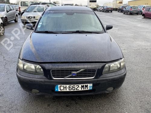 Left headlight VOLVO S60 I (384) 2.4 D | BP31880905C28