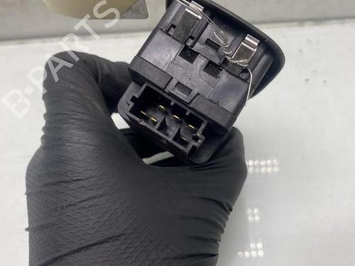 Used Left front window switch Left front window switch PEUGEOT 306 Hatchback (7A, 7C, N3, N5) 1.9 D (68 hp) 19968990 19968990