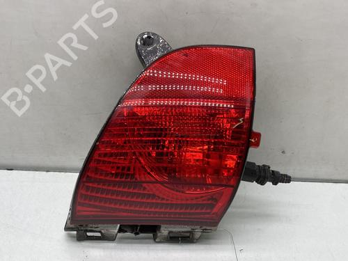 Feu de brouillard arrière PEUGEOT 2008 I (CU_) 1.2 VTi (82 hp) 30890474