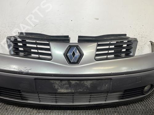 Used Front bumper RENAULT ESPACE IV (JK0/1_) 2.2 dCi (JK0H) (150 hp) 31624490