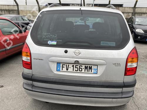 Left front fog light OPEL ZAFIRA A MPV (T98) 2.2 DTI 16V (F75) | BP19968663C30 