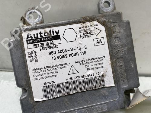 ECU airbags PEUGEOT 206 Hatchback (2A/C) 1.4 HDi eco 70 | BP31192801M53