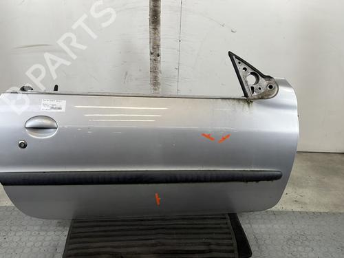 Portier rechts voor PEUGEOT 206 CC (2D) 1.6 16V (2DNFUF, 2DNFUR) (109 hp) 30940993