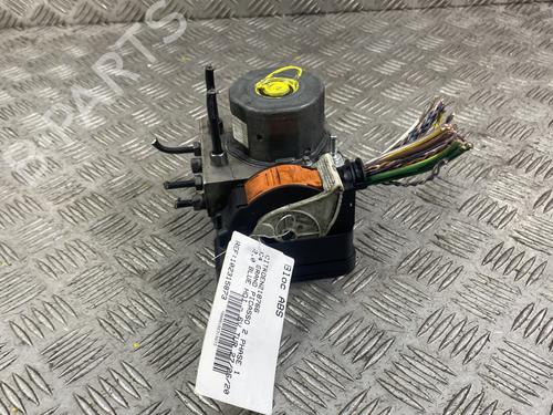 Used ABS pump ABS pump CITROËN C4 Grand Picasso II (DA_, DE_) 2.0 BlueHDi 150 (150 hp) 25446226 25446226