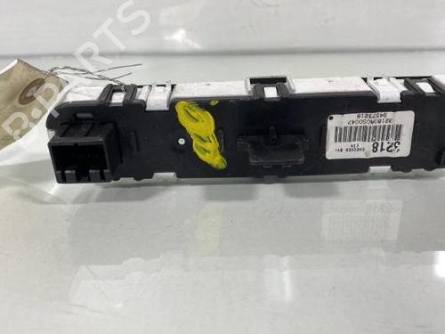 display-monitor-chevrolet-spark-m300-95161814-2009-19997856 main image