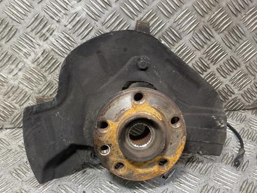 Used Left front steering knuckle PEUGEOT 807 (EB_) 2.0 HDi (107 hp) 31010868