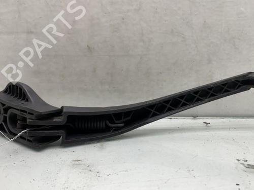 Used Rear windshield wiper arm PEUGEOT 206 SW (2E/K) 1.4 HDi (68 hp) 19970760