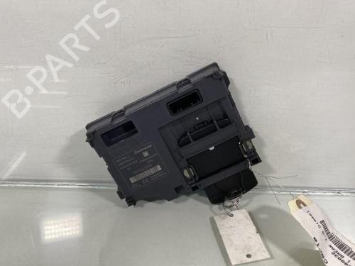 Used Card reader Card reader RENAULT CLIO IV Grandtour (KH_) 1.5 dCi 90 (KHN3, KHN4) (90 hp) 19973189 19973189