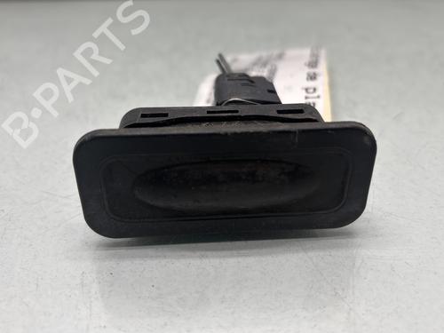 Piloto matrícula RENAULT CLIO IV Grandtour (KH_) 1.5 dCi 90 (KHN3, KHN4) (90 hp) 24585264