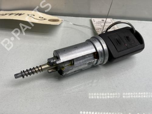Used Ignition barrel OPEL MERIVA A MPV (X03) 1.6 16V (E75) (100 hp) 31379595