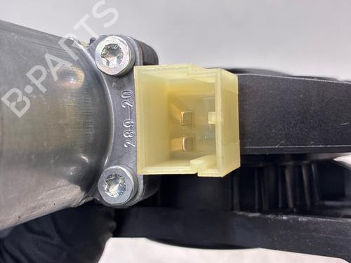Front right window mechanism AUDI Q2 (GAB, GAG) 35 TFSI | BP35896665C23 - Image 9